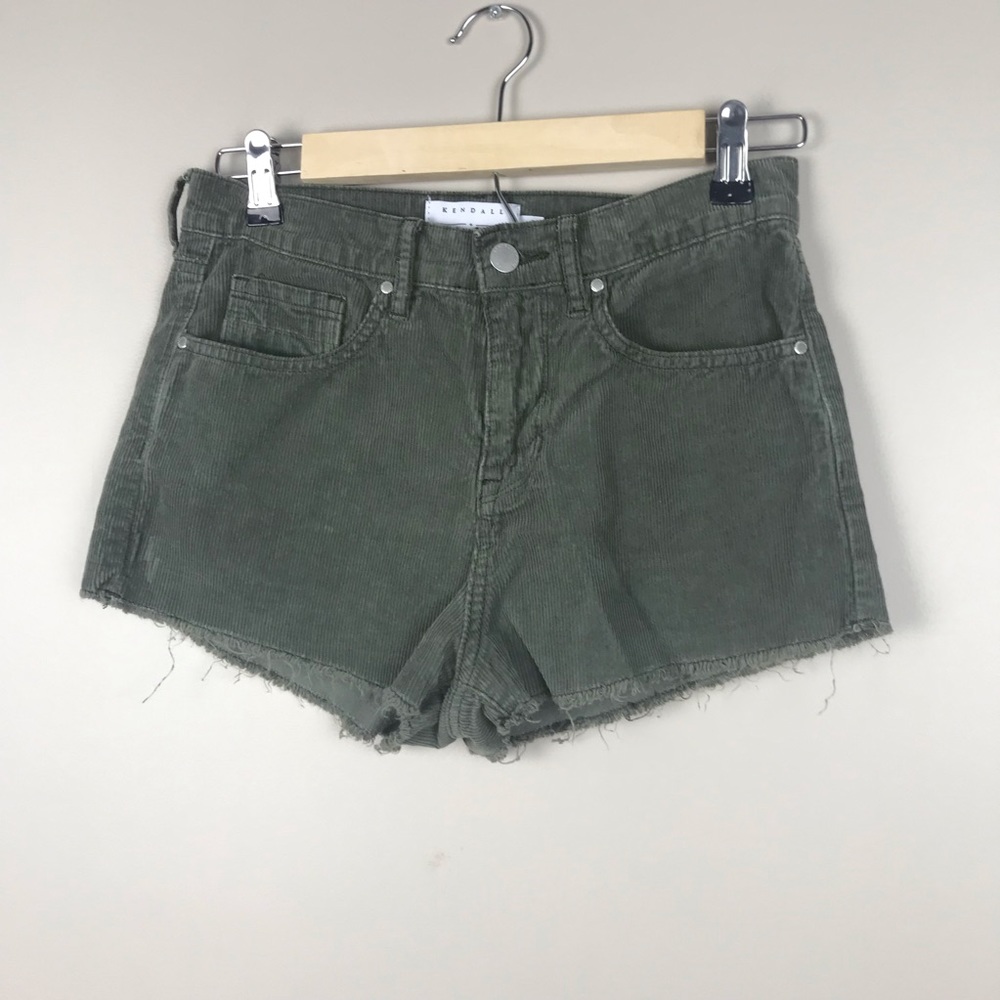 Kendall + Kylie shorts size 26 women’s - Picture 1 of 4
